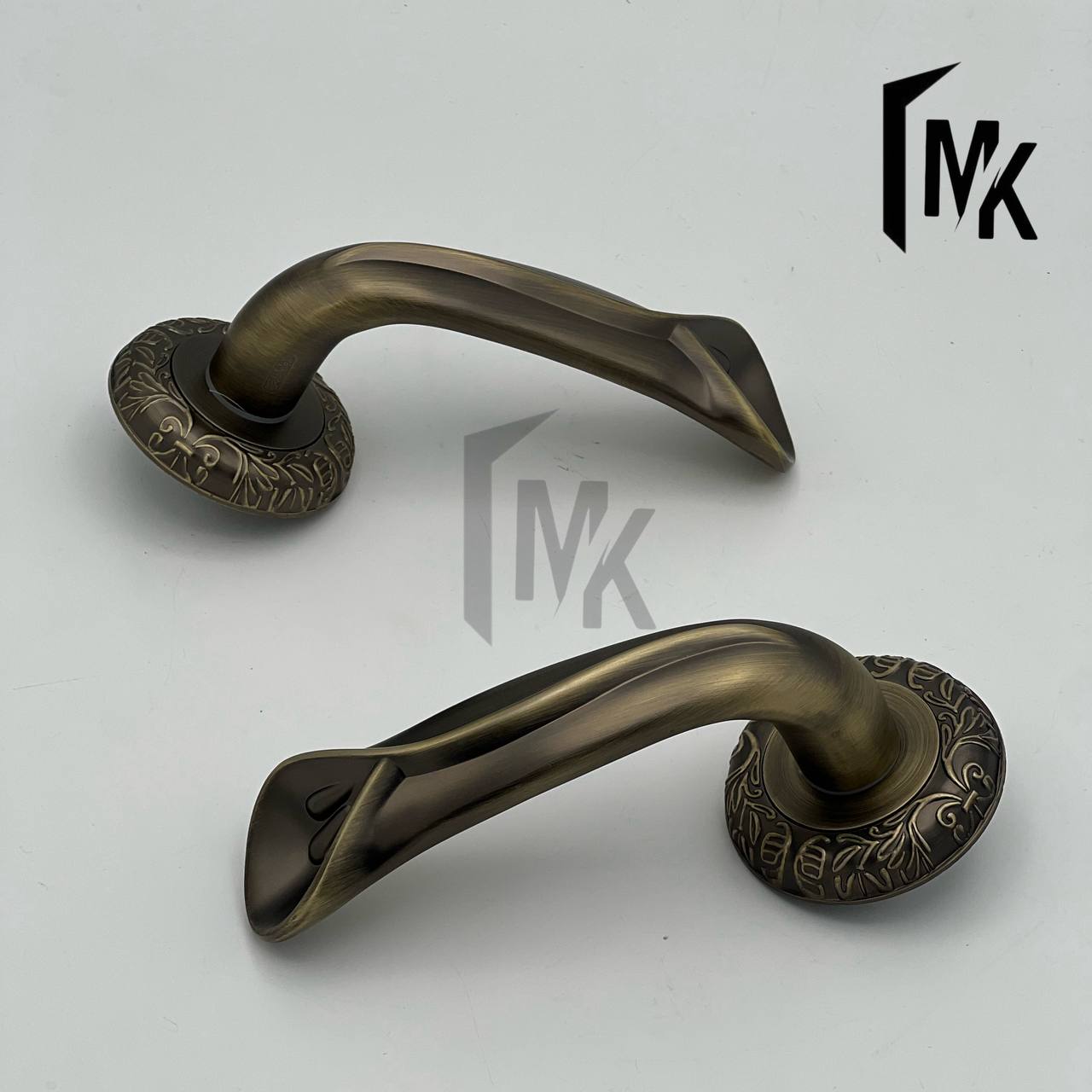 Passe CB 11-64 | Sur rosace